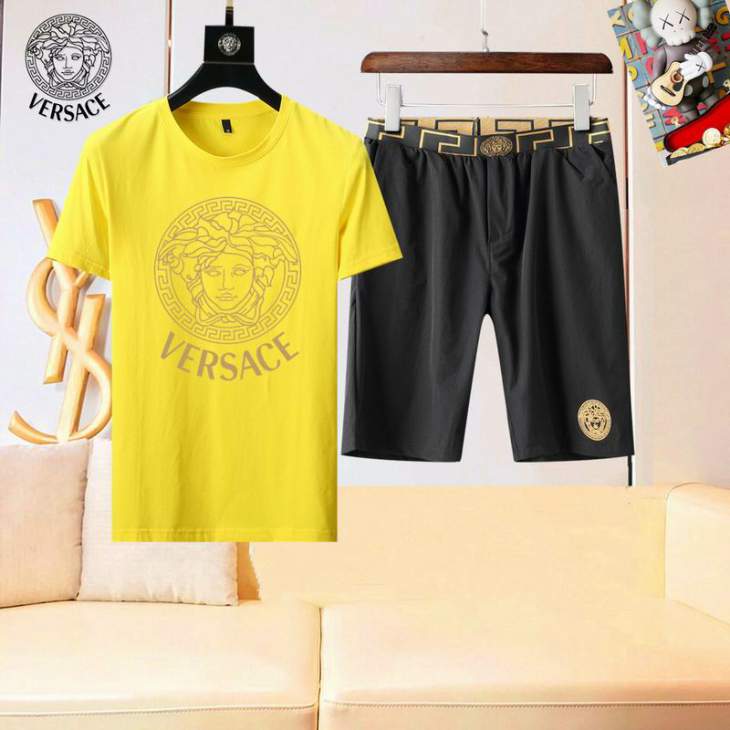 Picture of Versace Shirt Pant Suits _SKUVersaceM-3XL25tx34524874